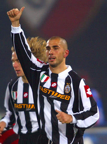 住对方肘区 住对方肘区